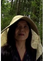 M996G-008 -  Mature women in the countryside also want to have sex! A slutty mature woman who is not satisfied with sex with her husband secretly shoots AV in the outdoors!