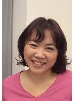 V102I-008 -  A 40-year-old MILF is so excited about creampie sex that her face is grinning! In order to meet her expectations, she thrusts her throbbing cock deep into her for a massive creampie sex session!