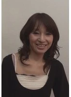 V111I-006 -  A former model? A celebrity?! The wife of unknown age is actually a celebrity MILF in her 40s! Passionate creampie sex with the divorced MILF who is the talk of the town!