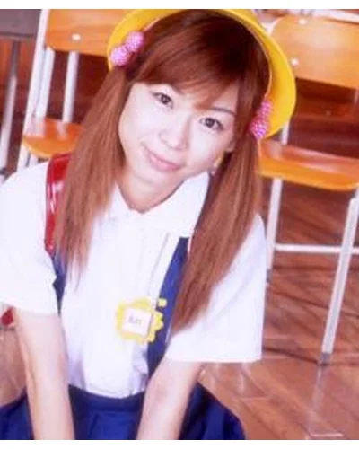 Ami Hinata