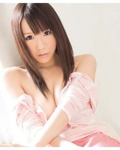 Hitomi Oki
