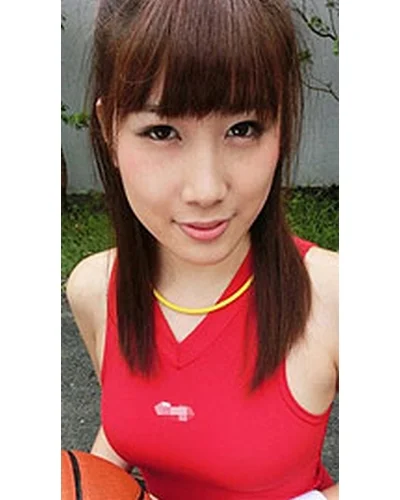 Kana Azuma