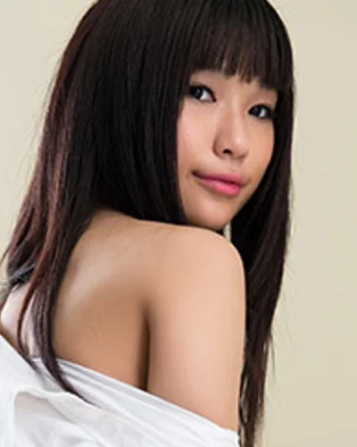 Luna Kobayashi