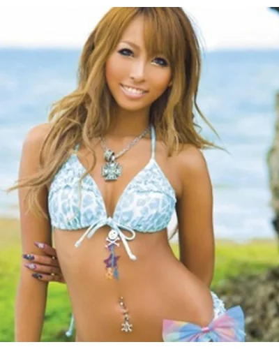 Mana Izumi