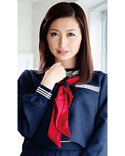 Midori Aoyama