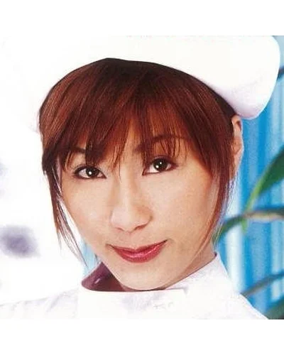 Natsumi Momoi