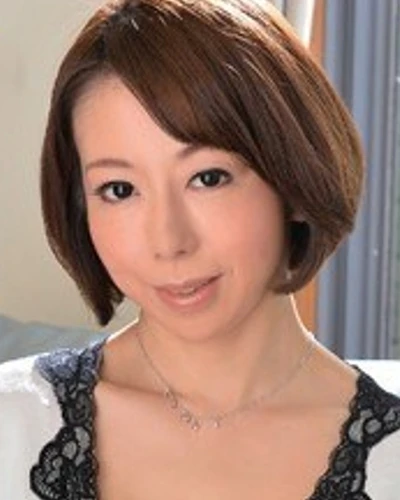 Natsumi Tsubaki
