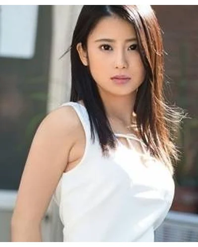 Suzu Miwazawa