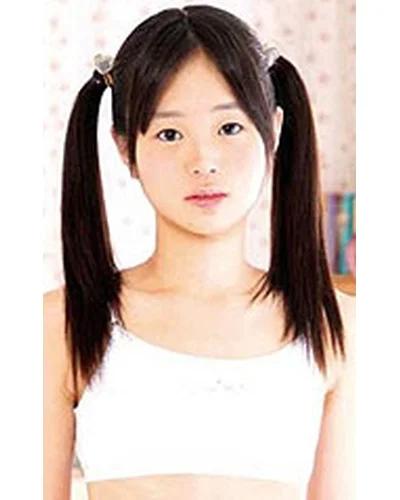 Tsukushi Momoiro