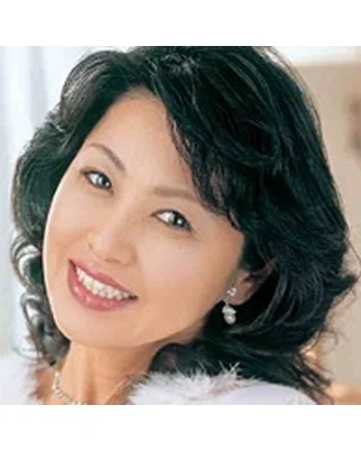 Yumi Okada