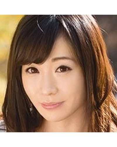 Yurina Momosaki