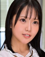 Momo Miyase