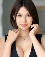 Risa Hoshisaki
