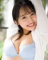 Yura Adachi